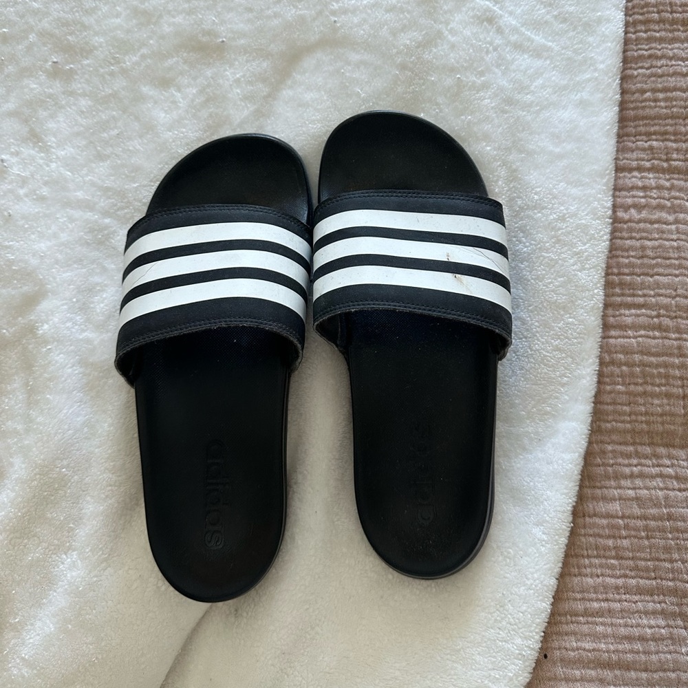 ADILETTE COMFORT SLIDES